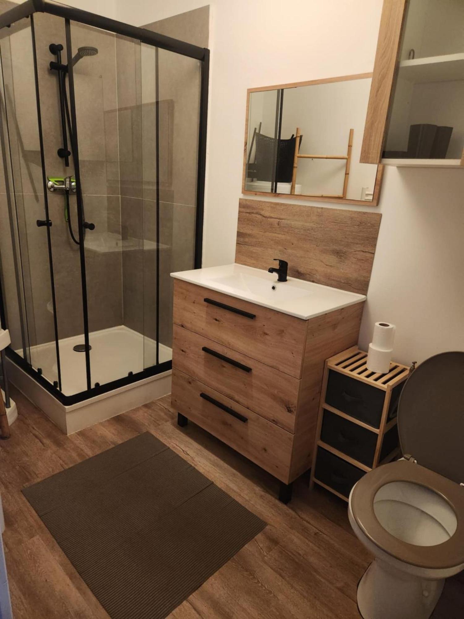 Troarn Studio Avec Terrasse מראה חיצוני תמונה